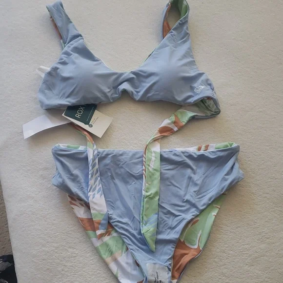 Roxy Reversible Swimsuit Set - Picture 4 of 5